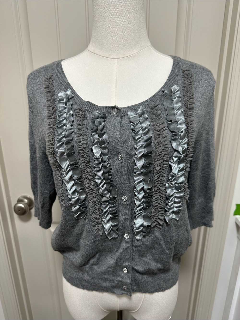 Express Women's Gray Ruffle-Front Button Cardigan - Picture 2 of 5